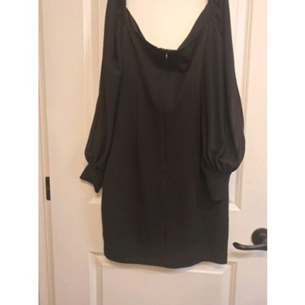Belle Badgley Mischka Black Twist Front Chiffon Sleeve Mini Dress Size 4 LBD - Picture 5 of 6